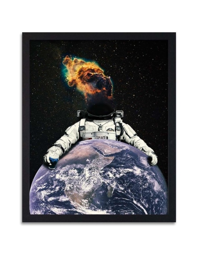 Poster Astronaut holding...