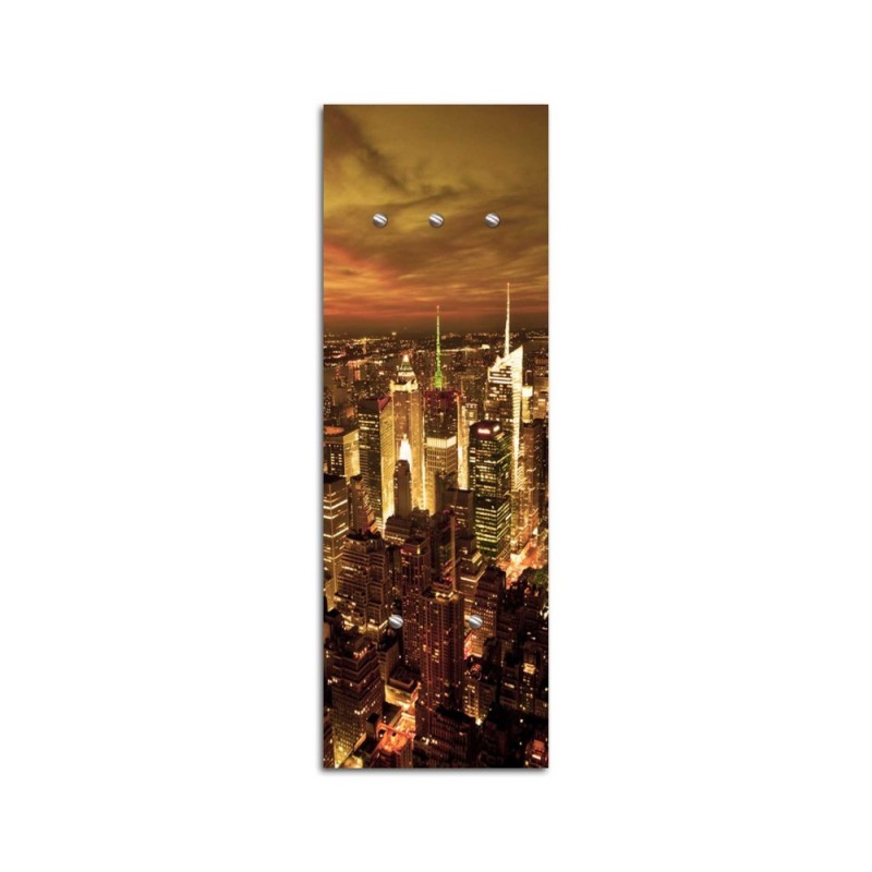 Hanger New York at night | FEEBY