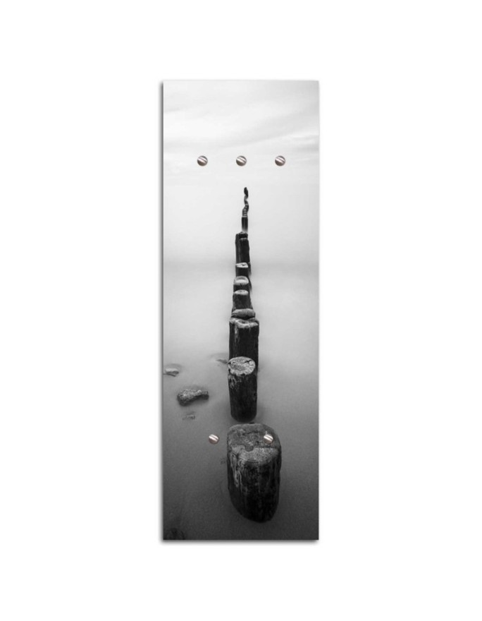 Hanger Breakwater in the fog | FEEBY