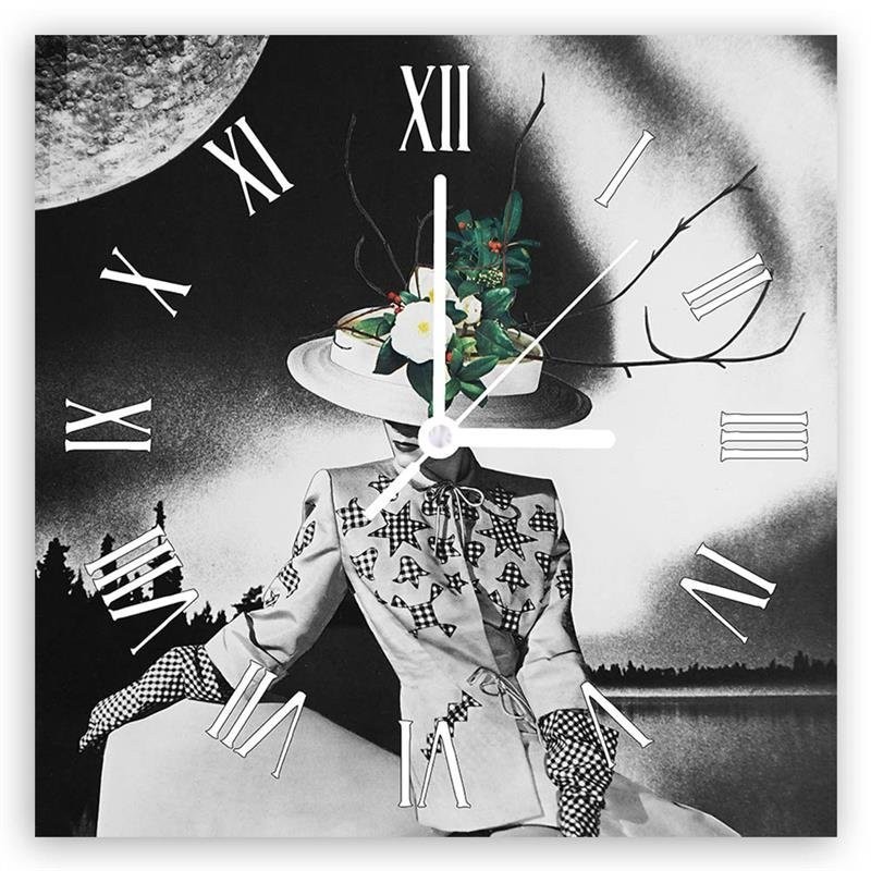 Wall clock - Woman sitting on a stone - Lili Chartrand | FEEBY