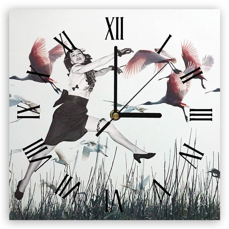 Wall clock - Woman running in a meadow - Lili Chartrand | FEEBY