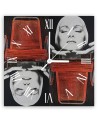 Wall clock - A woman's face and a chair - Lili Chartrand | FEEBY