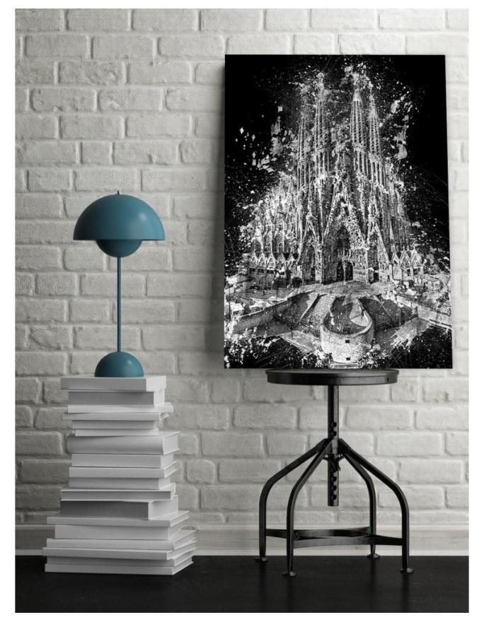 Sagrada Familia in Barcelona canvas painting for living room | FEEBY