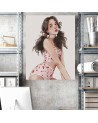Modern Canvas painting for teenage girls - Girl Vivian Arty | FEEBY