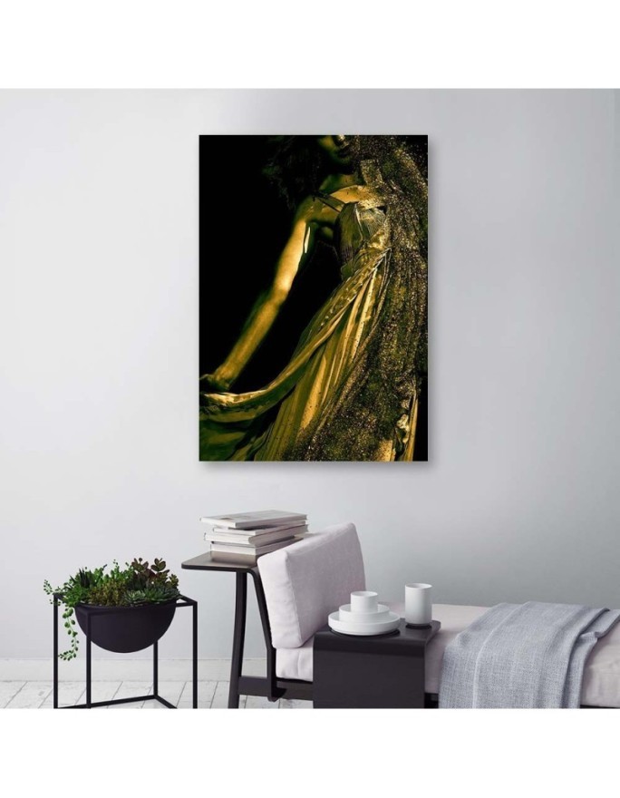 Canvas prints idea for bedroom - Woman in gold dust | FEEBY