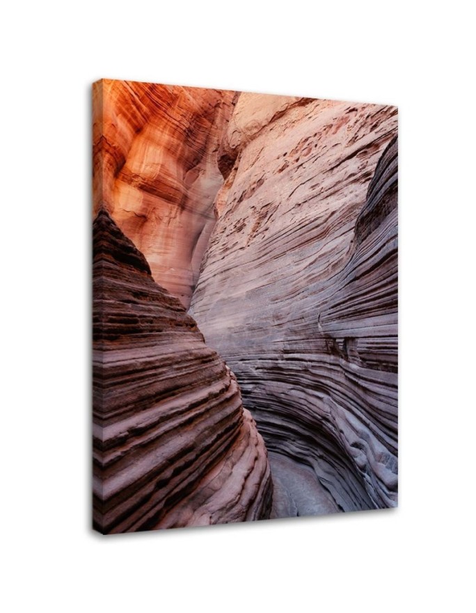 Canvas print Between the rocks