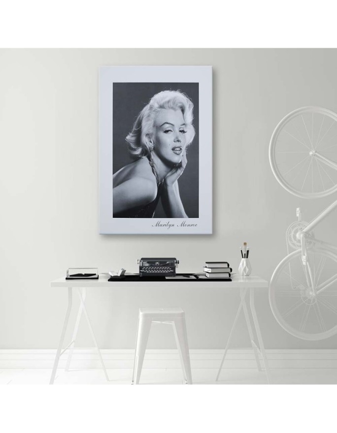 Marilyn Monroe - Black and white pictures | FEEBY