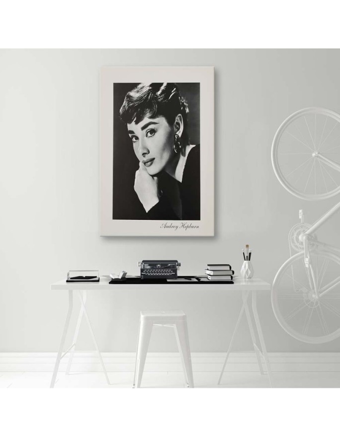 Audrey Hepburn sepia portrait - Canvas prints actors and actresses | FEEBY