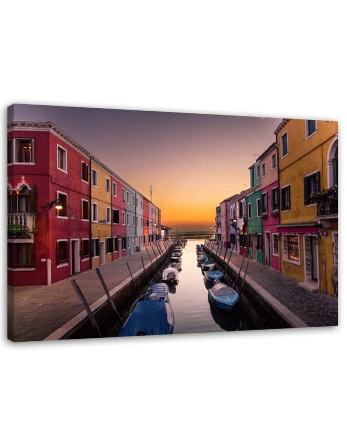 Canvas print City by the canal