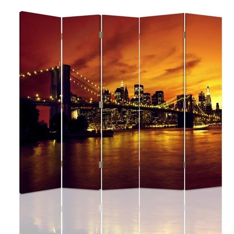 Room divider - Brooklyn Bridge and Manhattan at sunset | FEEBY