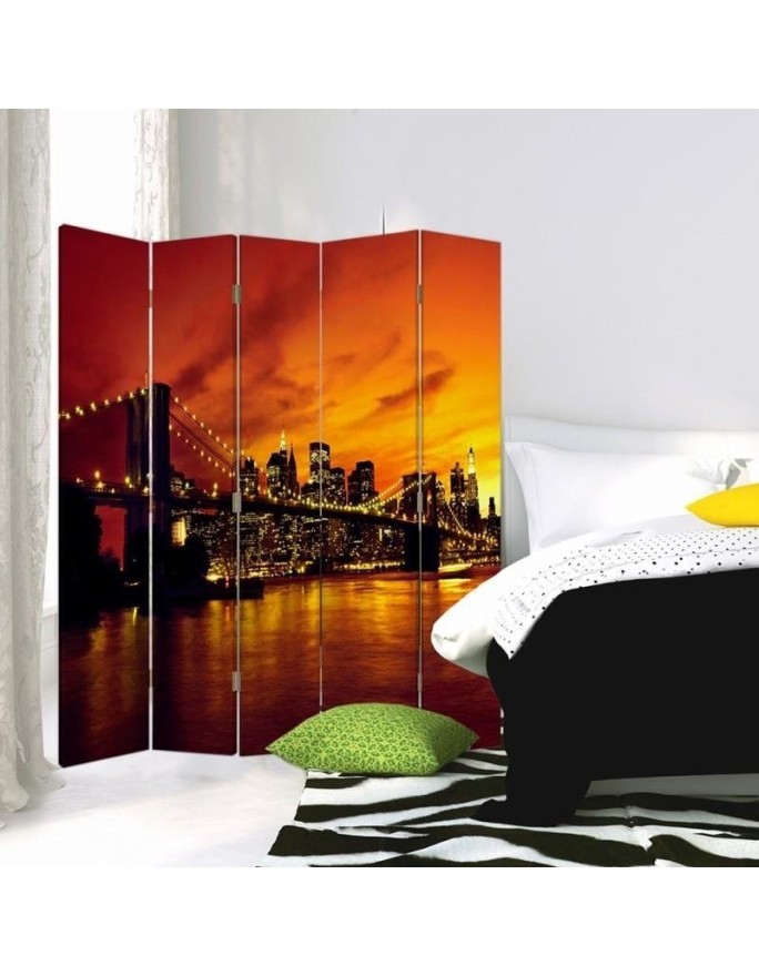 Room divider - Brooklyn Bridge and Manhattan at sunset | FEEBY