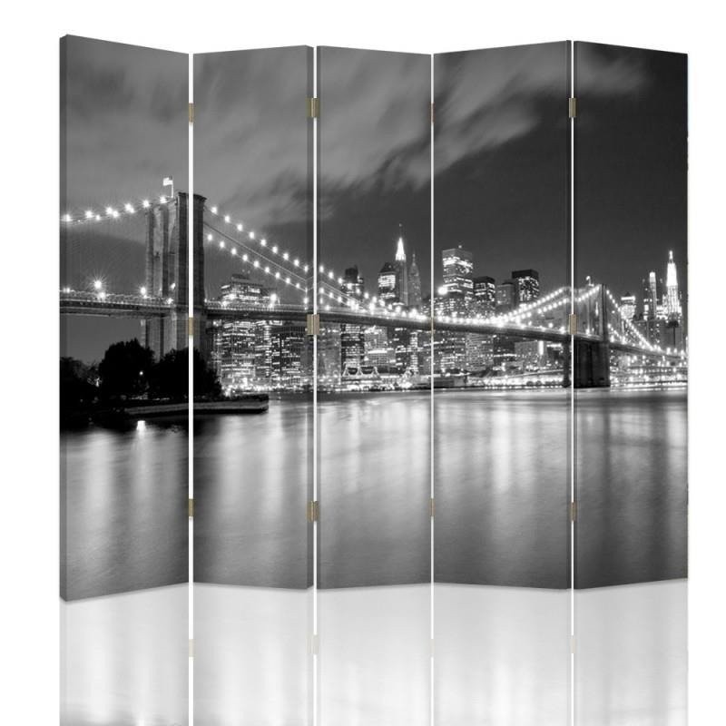 Room divider - Panorama of the Brooklyn Bridge | FEEBY